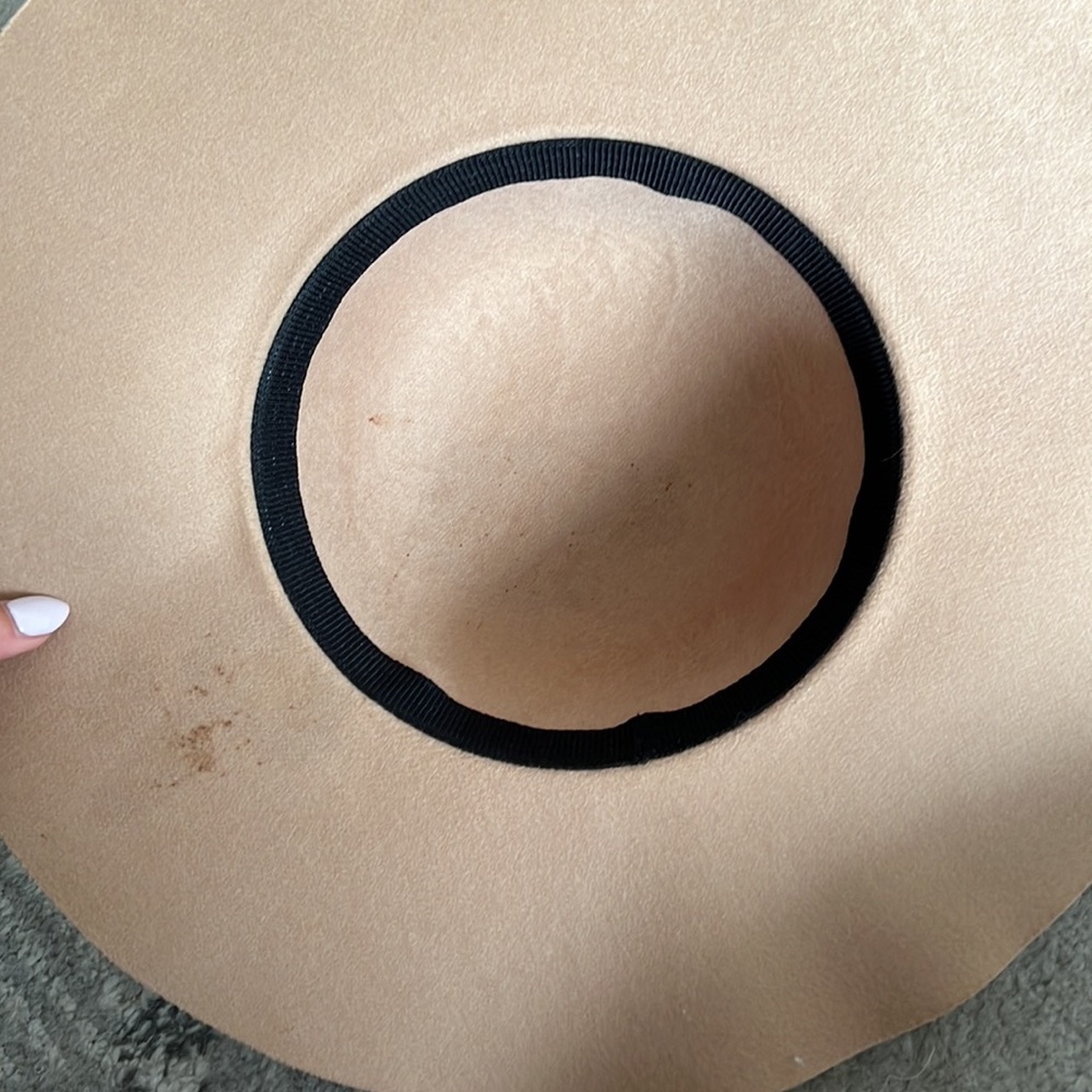 Floppy, fedora hat - Picture 3 of 3